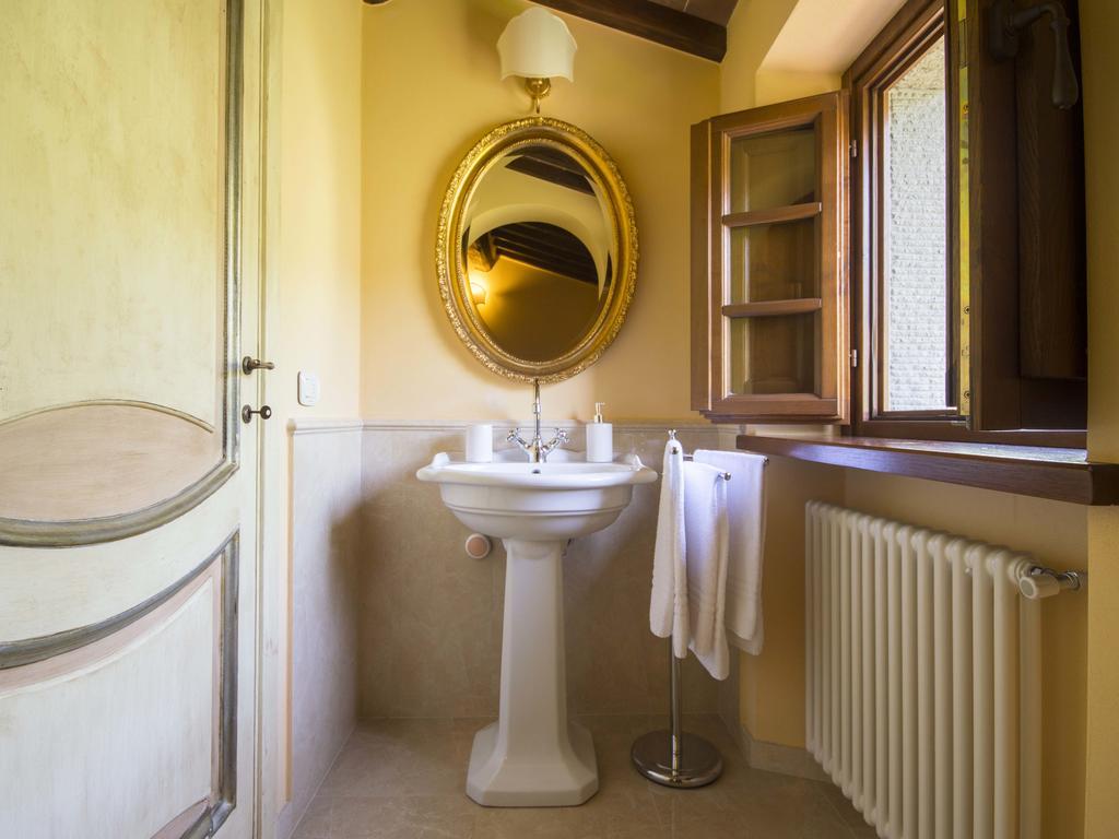 Maesta Del Sasso Villa Cortona Exterior foto